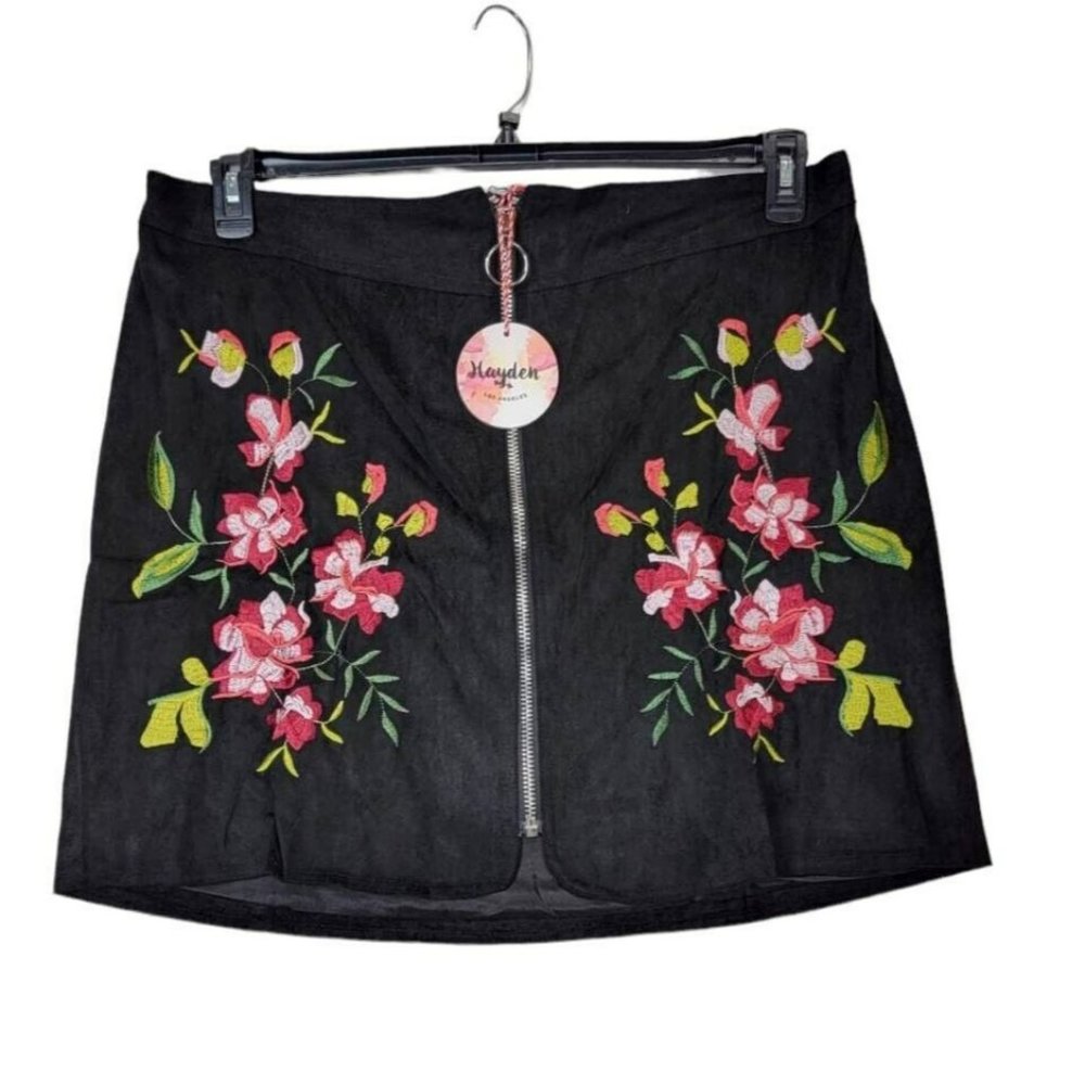 Mayden  Woman Black Suede Stretch Casual Corner Skirt Embroidered Plus Size 2XL